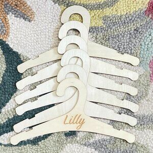Set of 6 Personalized Wooden Baby Hangers-Brand New-Laser Cut